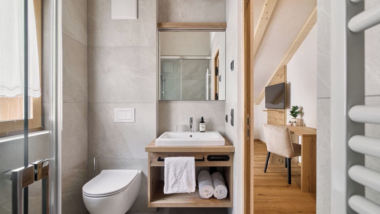 Photo of Bathroom in Albions