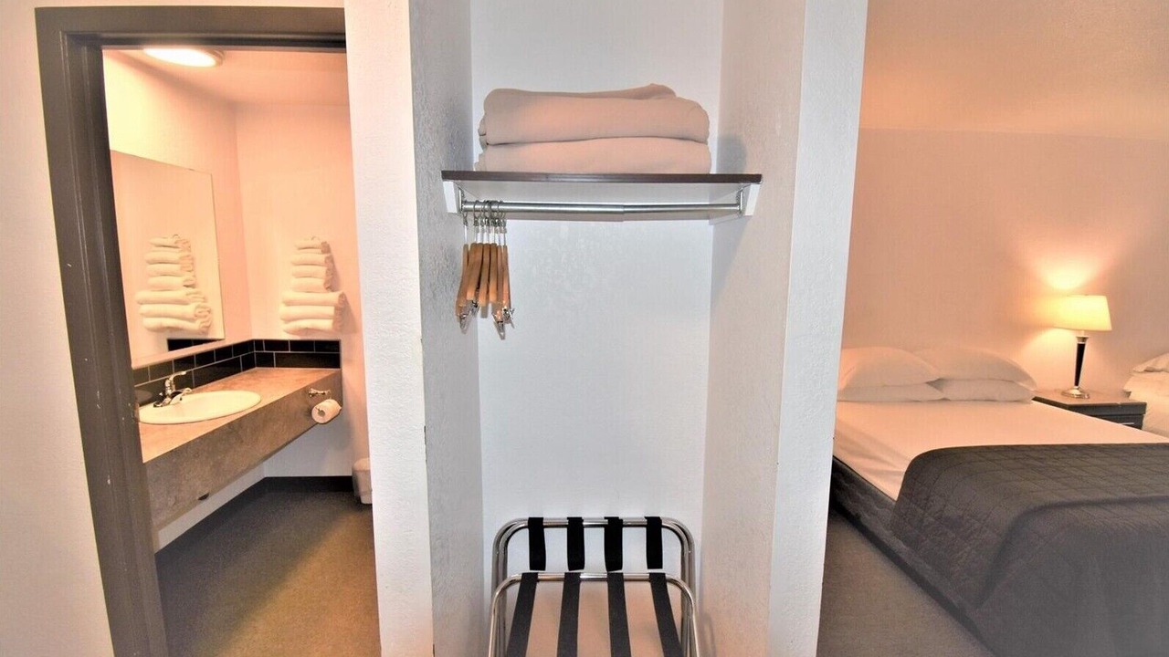 Photo of Bedroom in Maple Creek