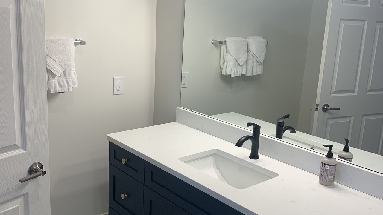 Photo of Bathroom in Little Pond