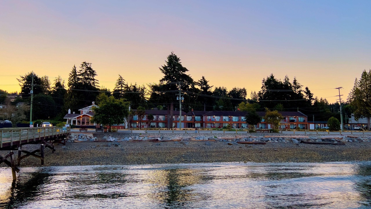 Photo of Others in Davis Bay