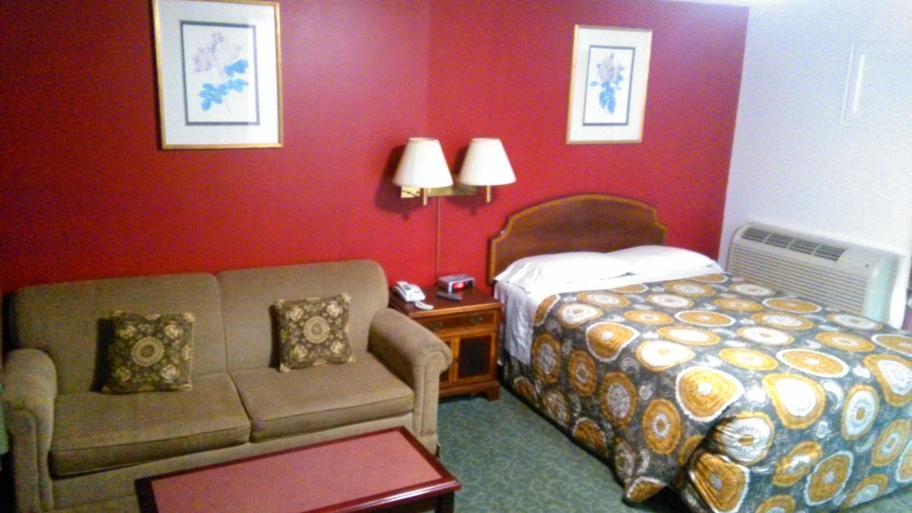 Photo of Bedroom in Smiths Falls