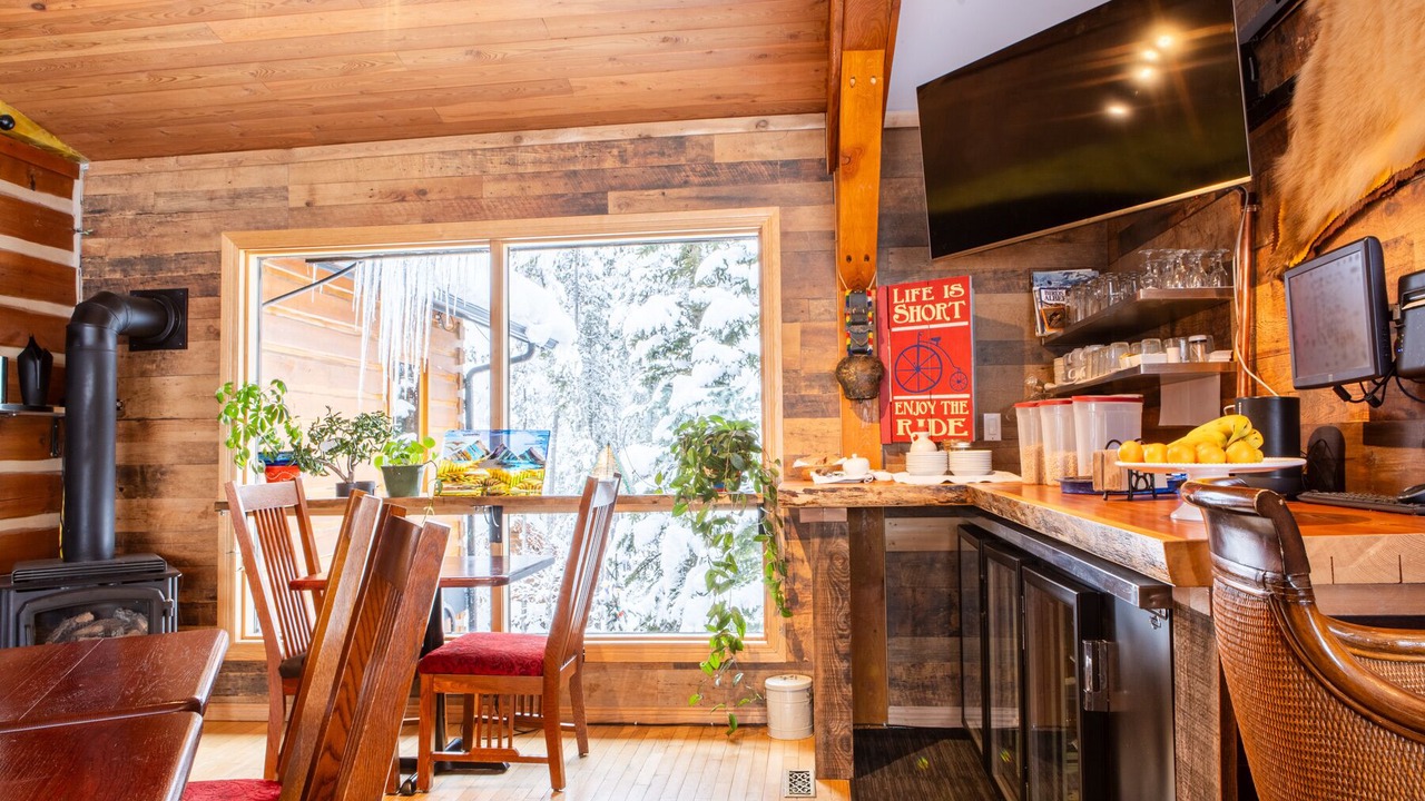 Photo of Others in East Kootenay