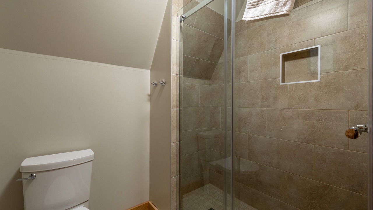 Photo of Bathroom in Golden