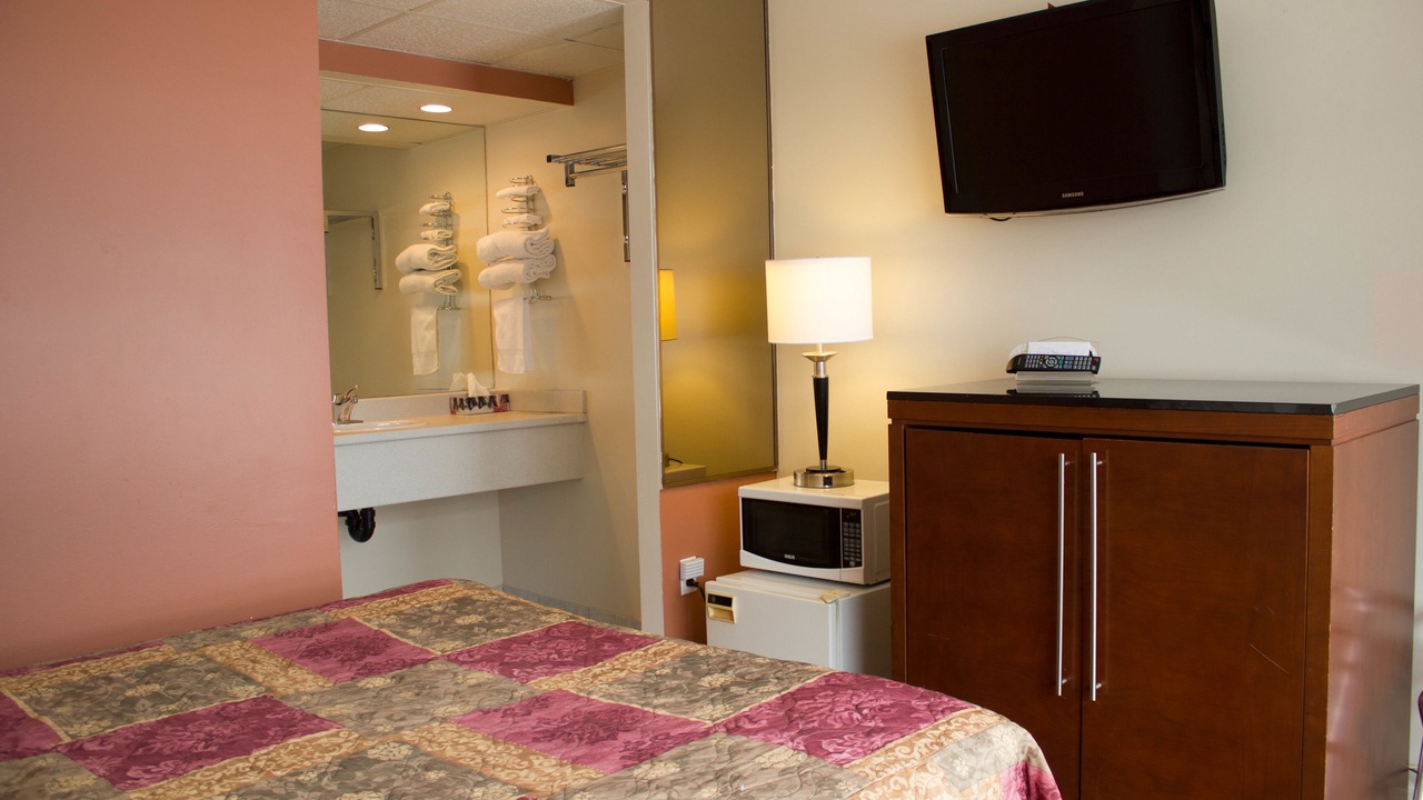 Photo of Bedroom in Lafleche