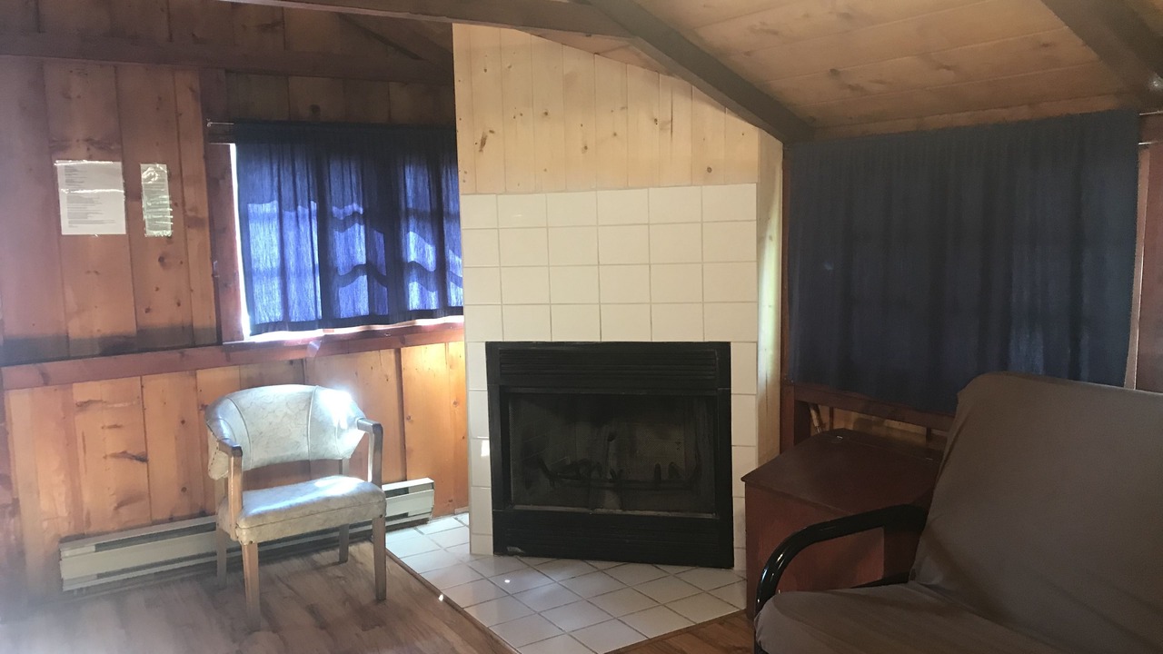 Photo of Livingroom in East Kootenay