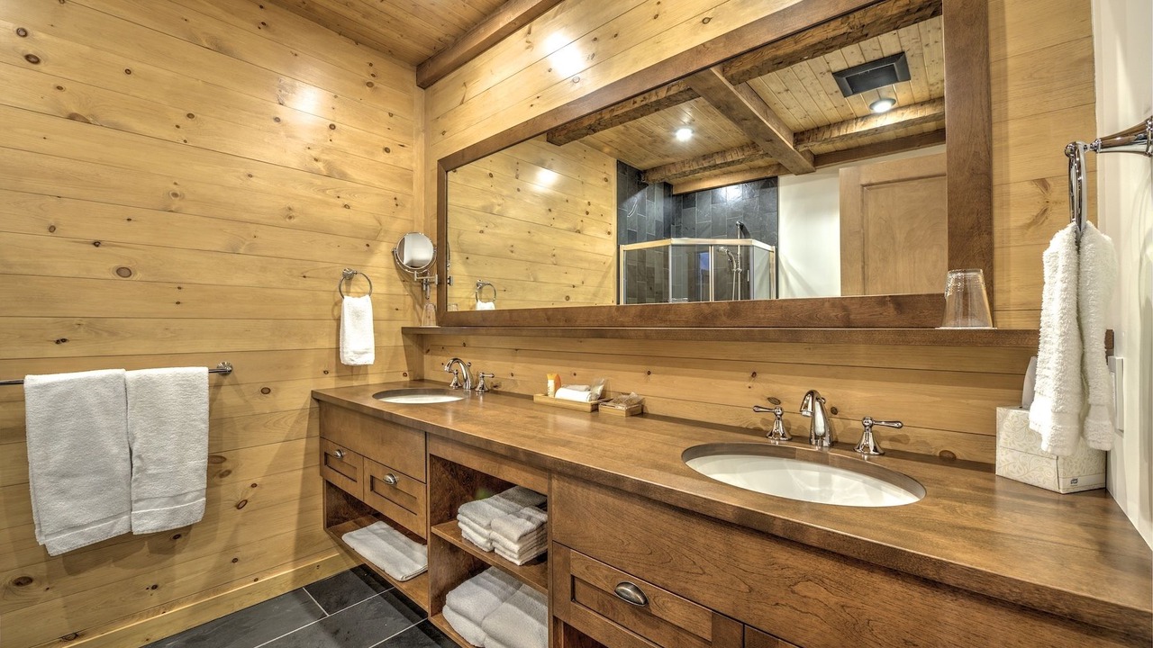 Photo of Bathroom in Saint Donat