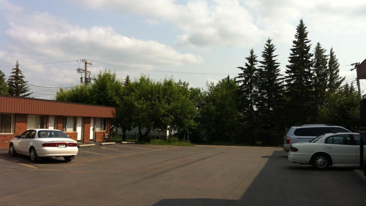 Photo of Others in Three Hills