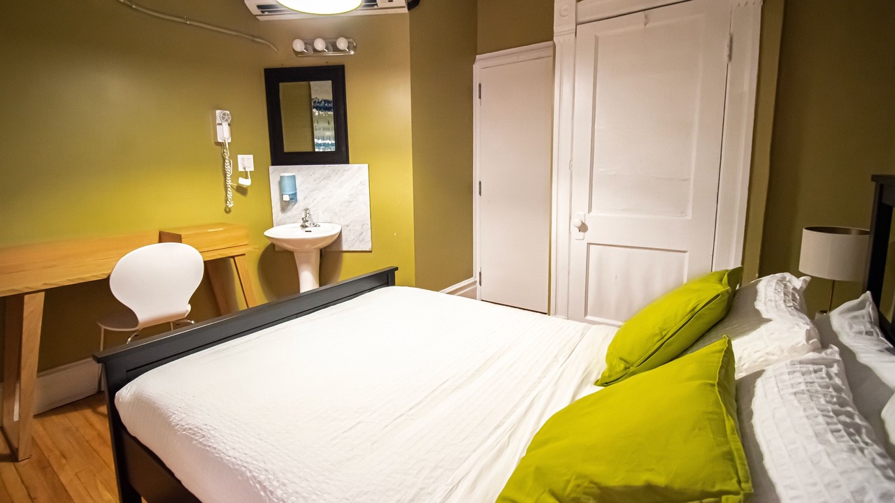 Photo of Bathroom in Quartier des Spectacles