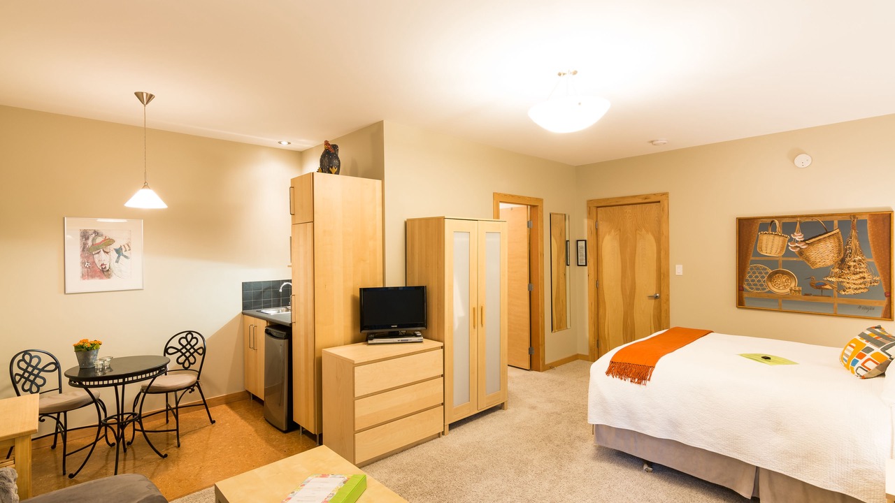 Photo of Livingroom in Okanagan-Similkameen
