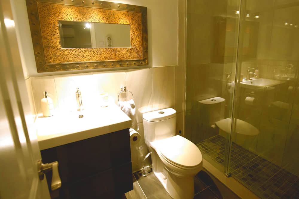 Photo of Bathroom in Blake - Jones