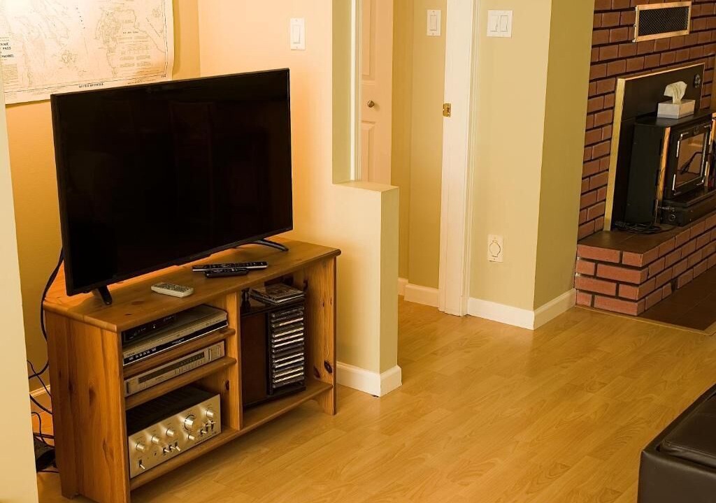 Photo of Livingroom in North Saanich