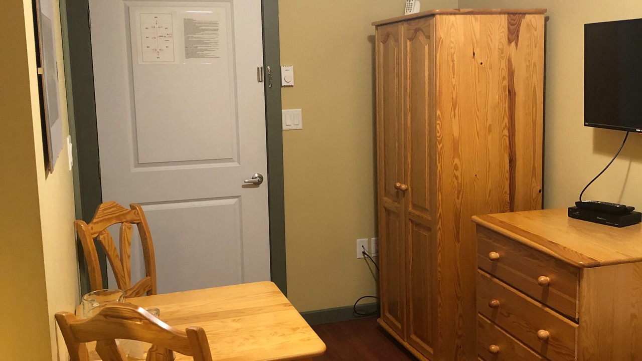 Photo of Bedroom in Okanagan-Similkameen