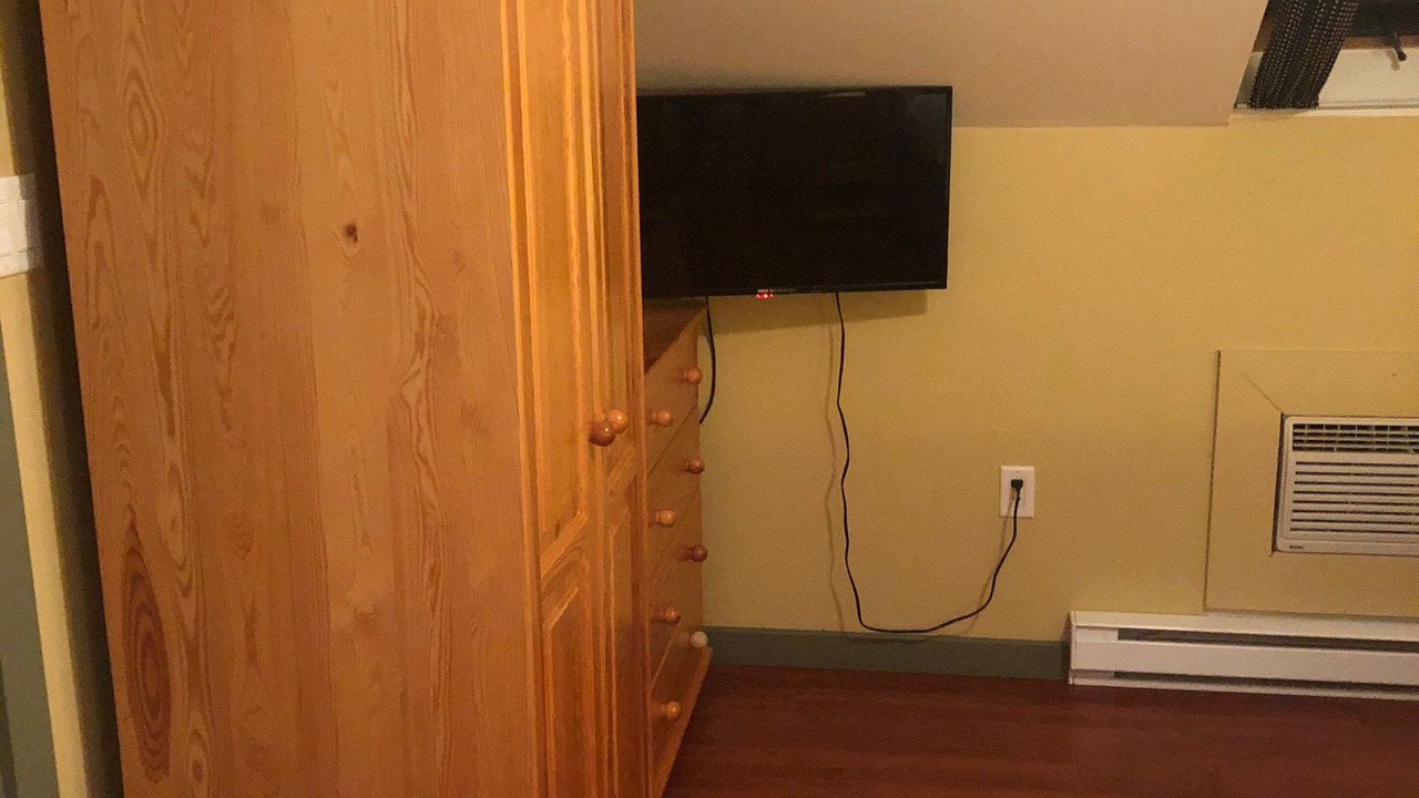 Photo of Bedroom in Okanagan-Similkameen