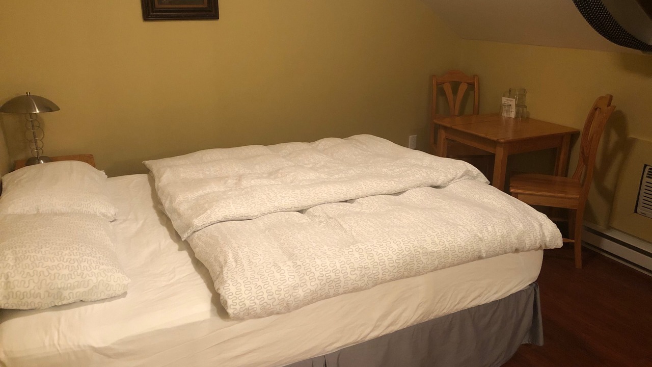 Photo of Bedroom in Okanagan-Similkameen