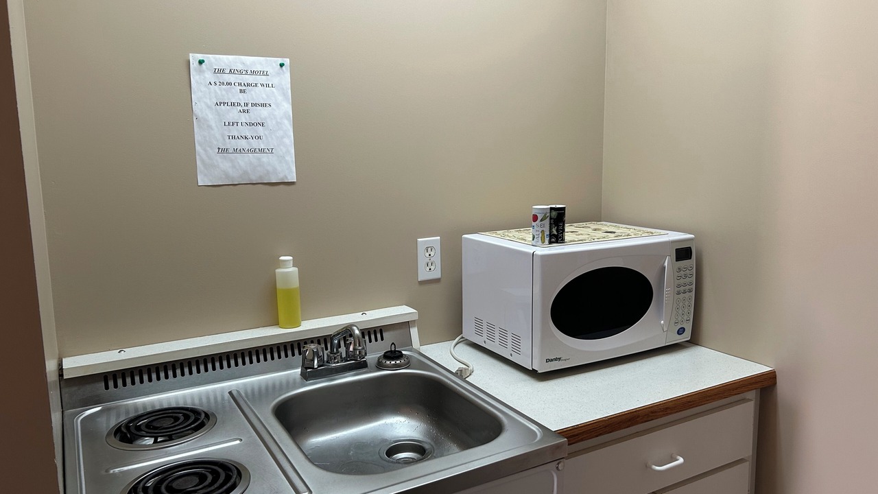 Photo of Kitchen in Sundre