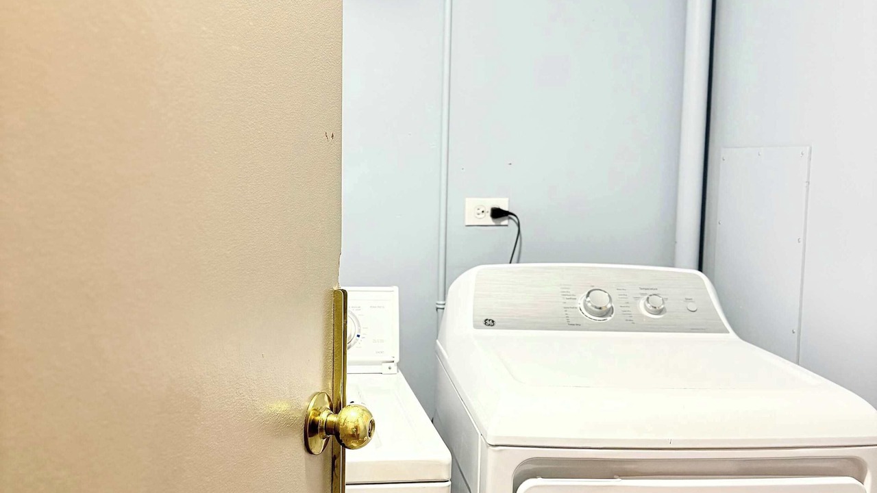 Photo of Bedroom in North Central Edmonton