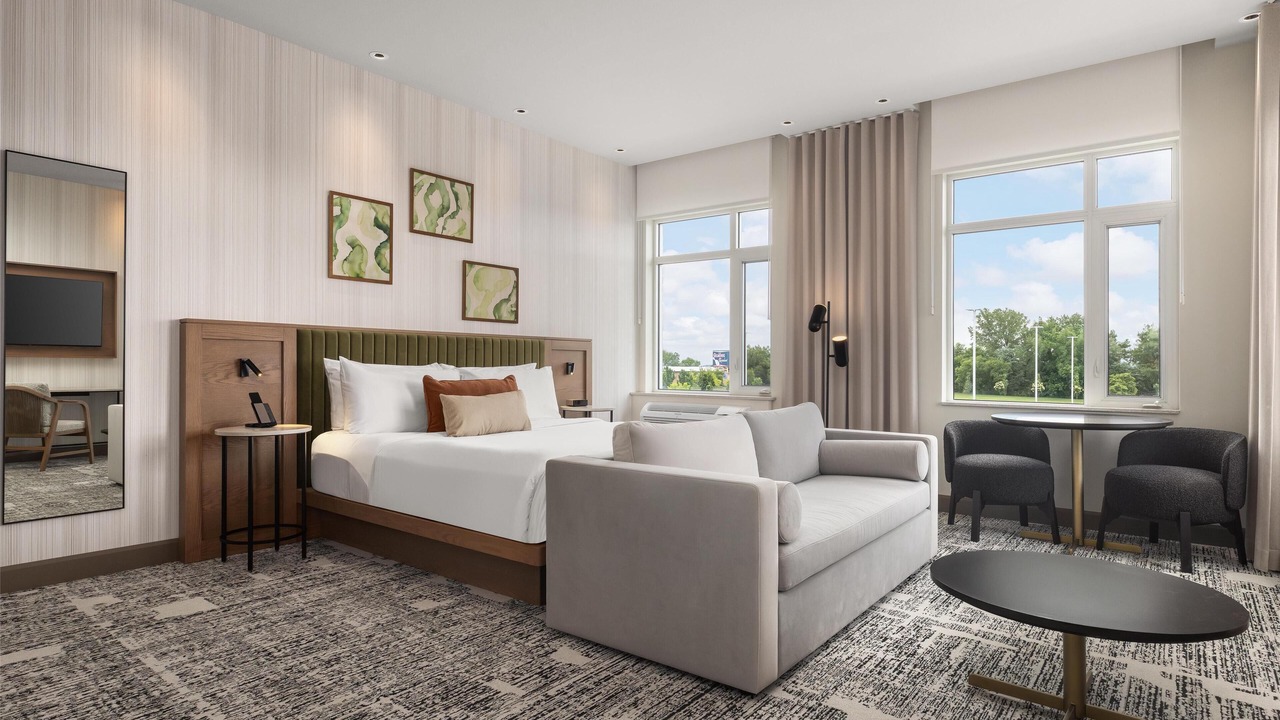 Photo of Livingroom in Cote-Des-Neiges—Notre-Dame-De-Grace