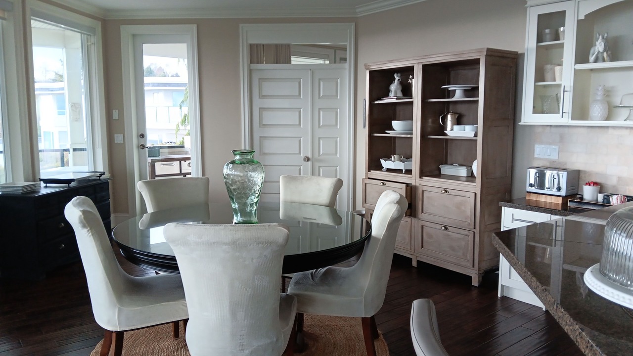 Photo of Livingroom in White Rock