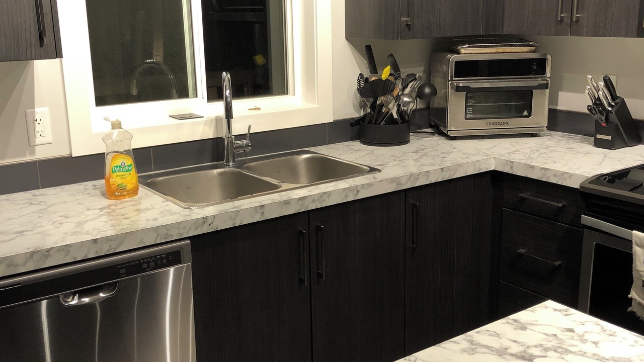 Photo of Kitchen in Parkland Beach