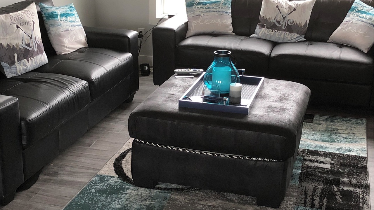 Photo of Livingroom in Parkland Beach