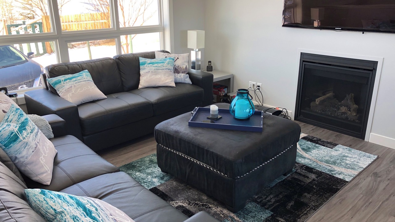 Photo of Livingroom in Parkland Beach