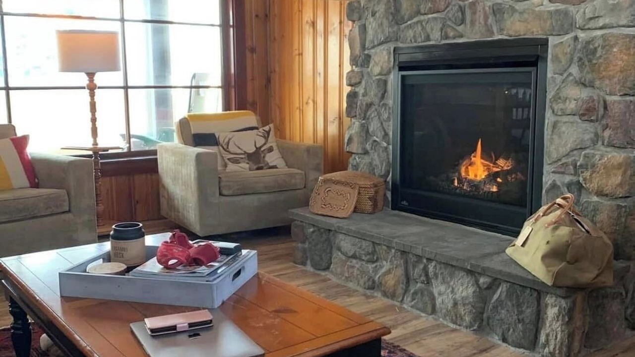 Photo of Livingroom in Bridge Lake