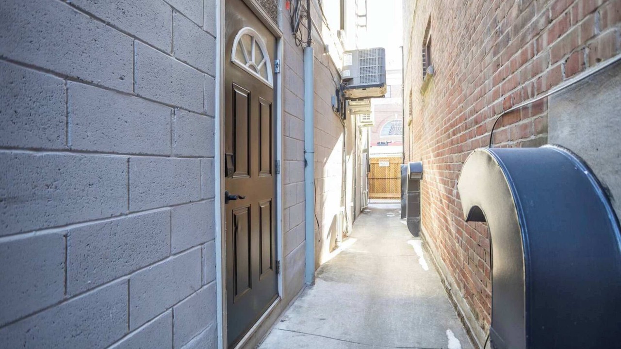 Photo of Outdoor in Leslieville