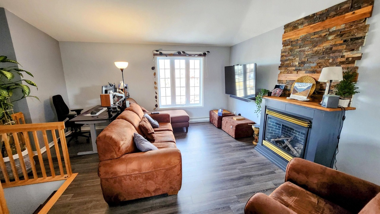 Photo of Livingroom in La Riviere-du-Nord Regional County Municipality