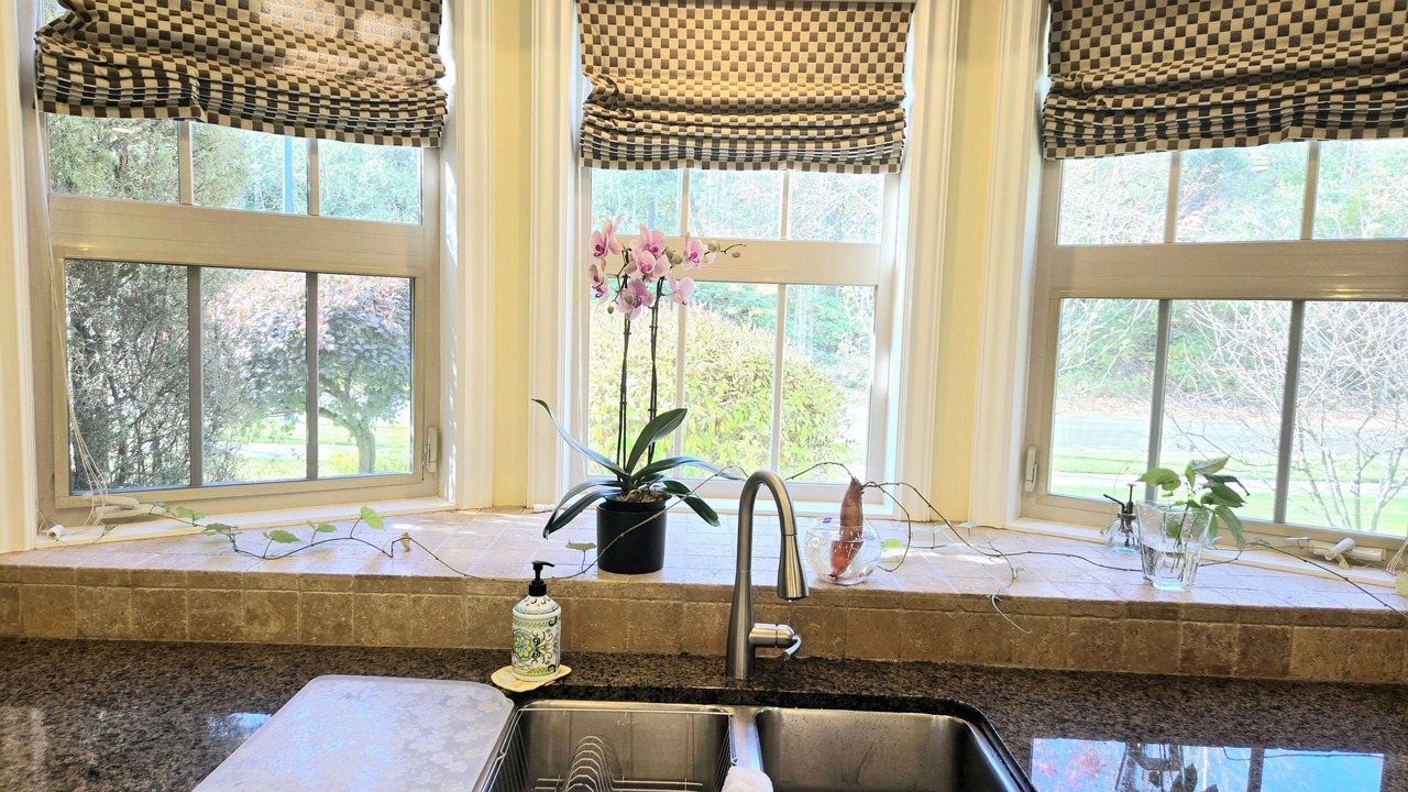 Photo of Kitchen in Surrey