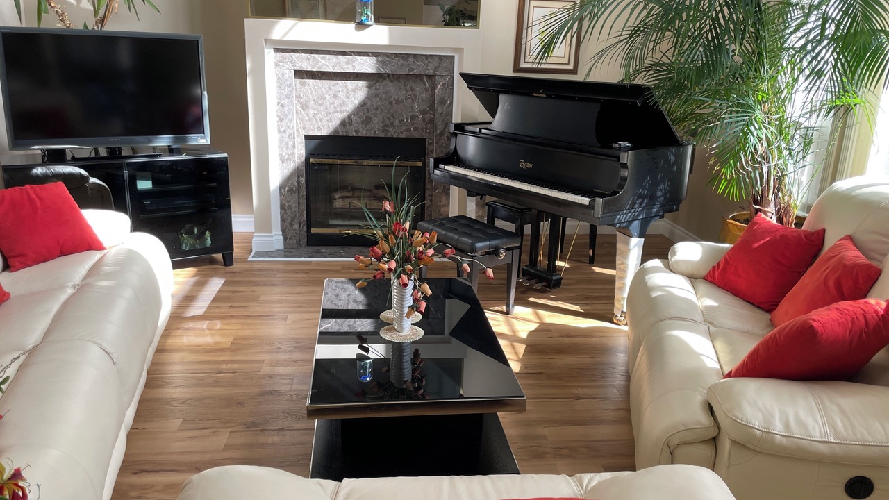 Photo of Livingroom in Richmond