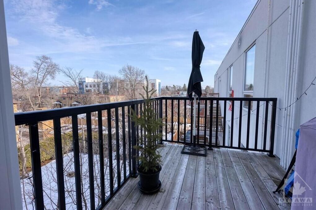 Photo of Outdoor in Ottawa Division