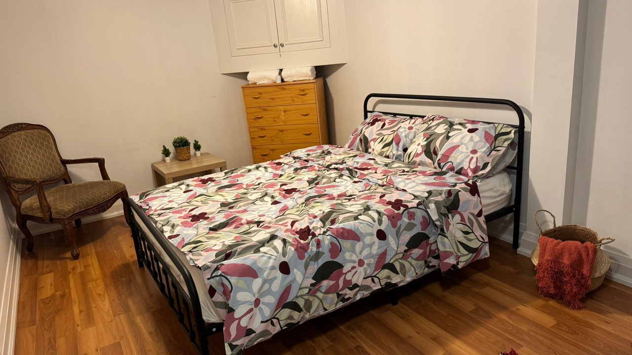 Photo of Bedroom in Aurora