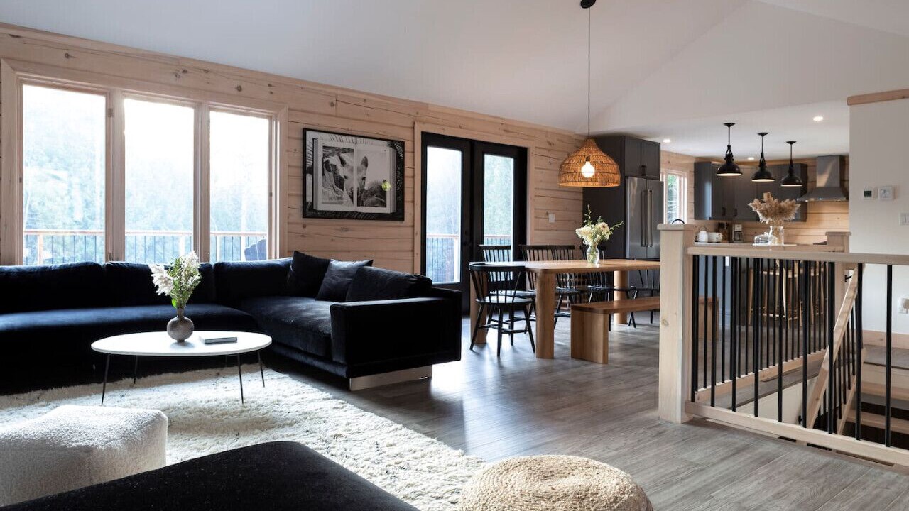 Photo of Livingroom in Chatsworth