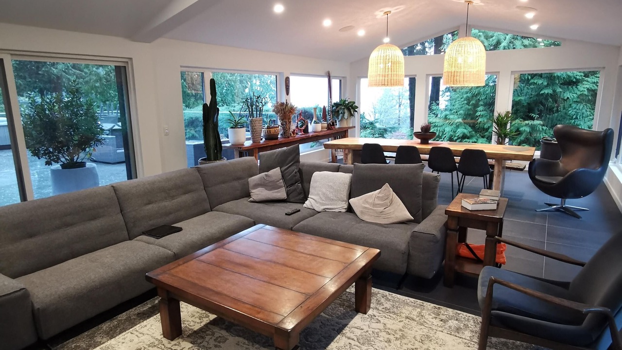 Photo of Livingroom in West Vancouver