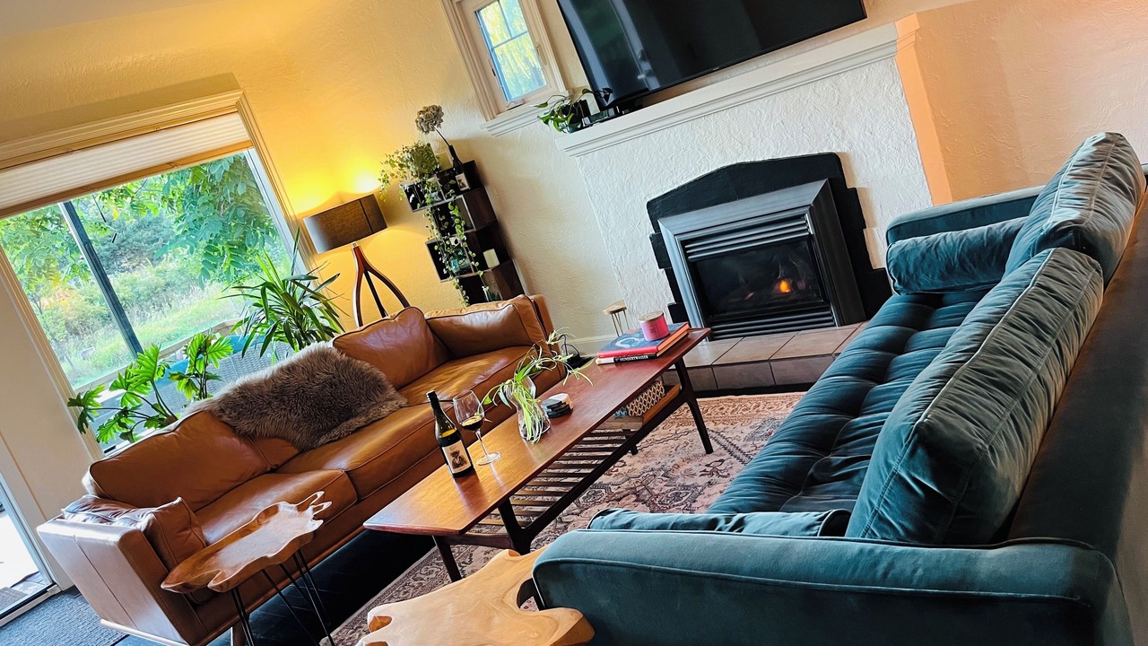 Photo of Livingroom in Central Okanagan