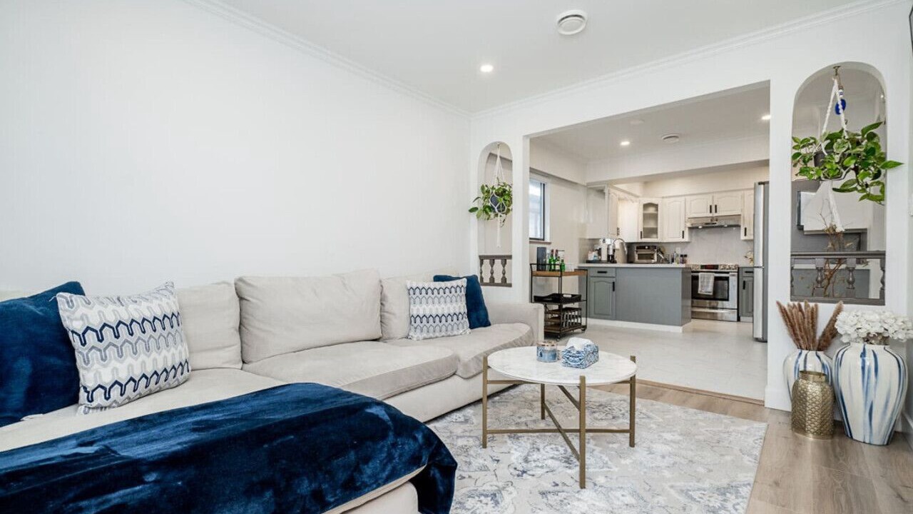 Photo of Livingroom in Sunset