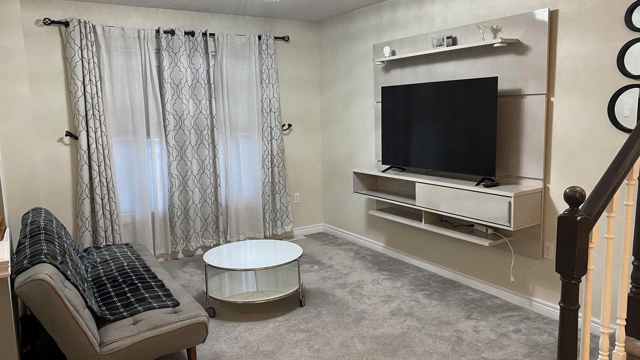 Photo of Livingroom in Barrie