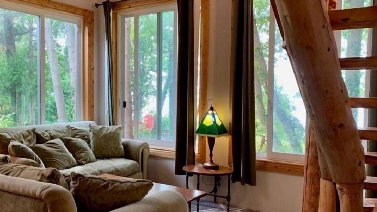 Photo of Livingroom in Lion's Head