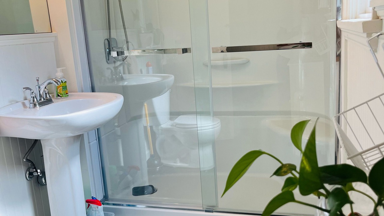 Photo of Bathroom in South Central