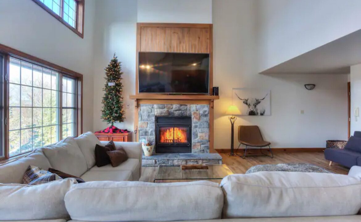 Photo of Livingroom in Mont-Tremblant Pedestrian Village