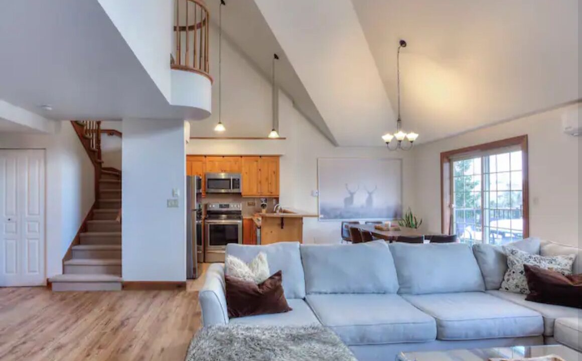 Photo of Livingroom in Mont-Tremblant Pedestrian Village