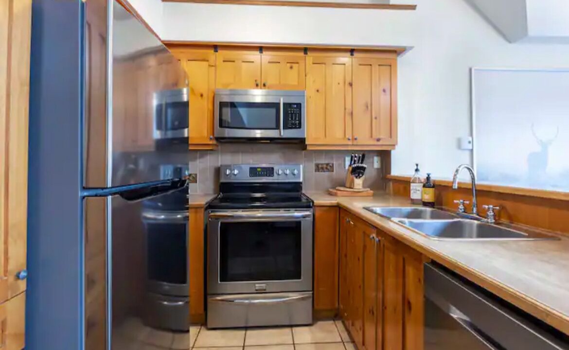 Photo of Kitchen in Mont-Tremblant Pedestrian Village