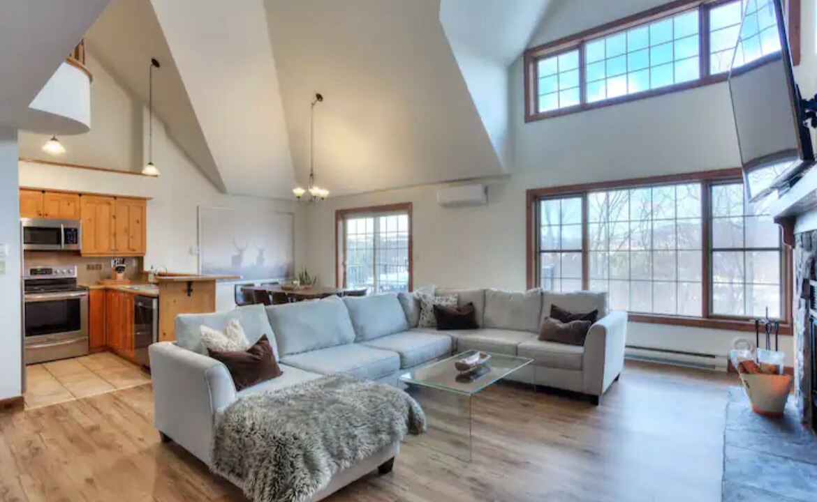 Photo of Livingroom in Mont-Tremblant Pedestrian Village