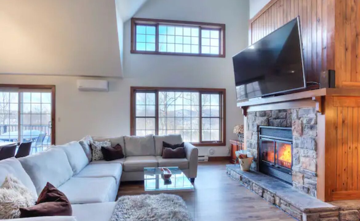 Photo of Livingroom in Mont-Tremblant Pedestrian Village