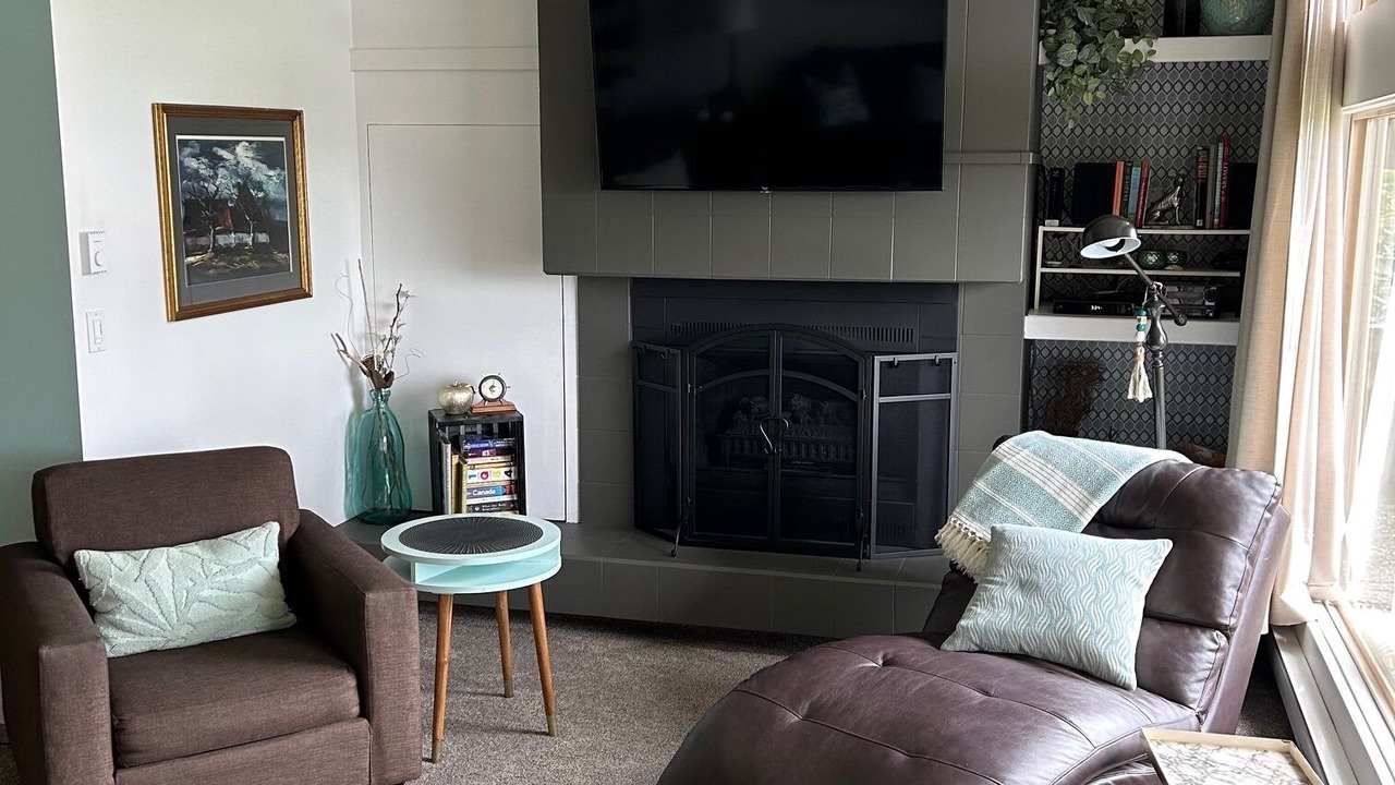 Photo of Livingroom in Yellow Point