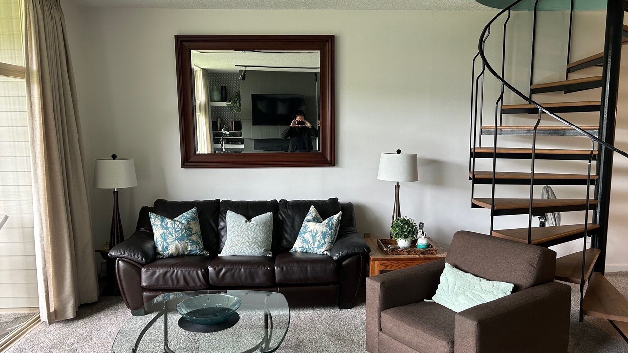 Photo of Livingroom in Yellow Point
