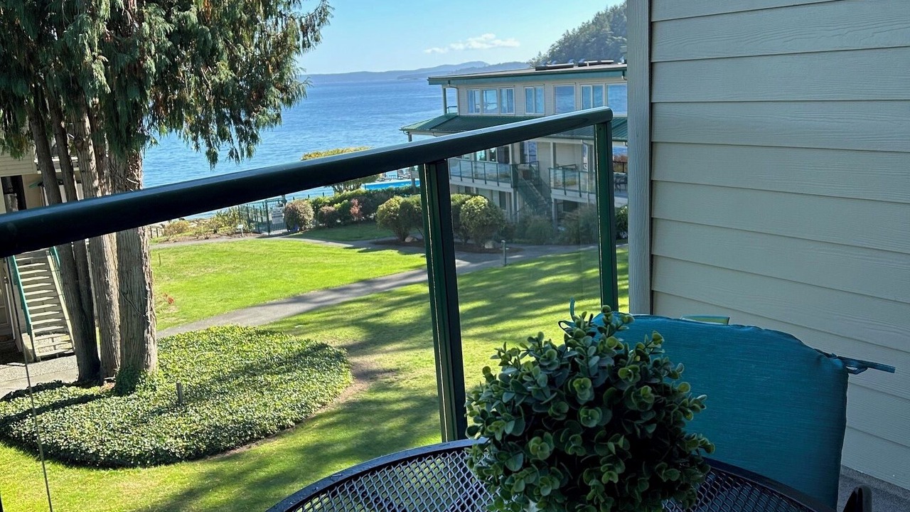 Photo of Outdoor in Yellow Point