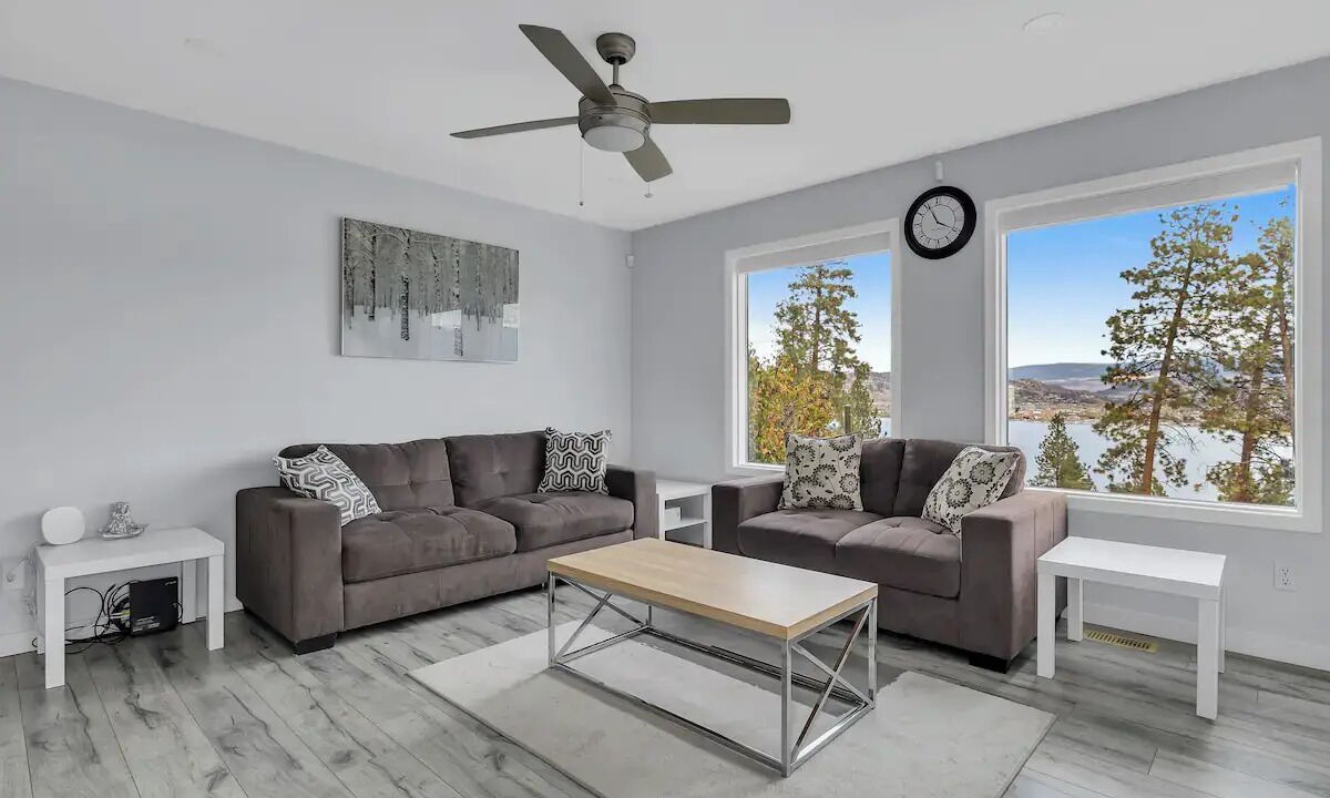Photo of Livingroom in West Kelowna Estates