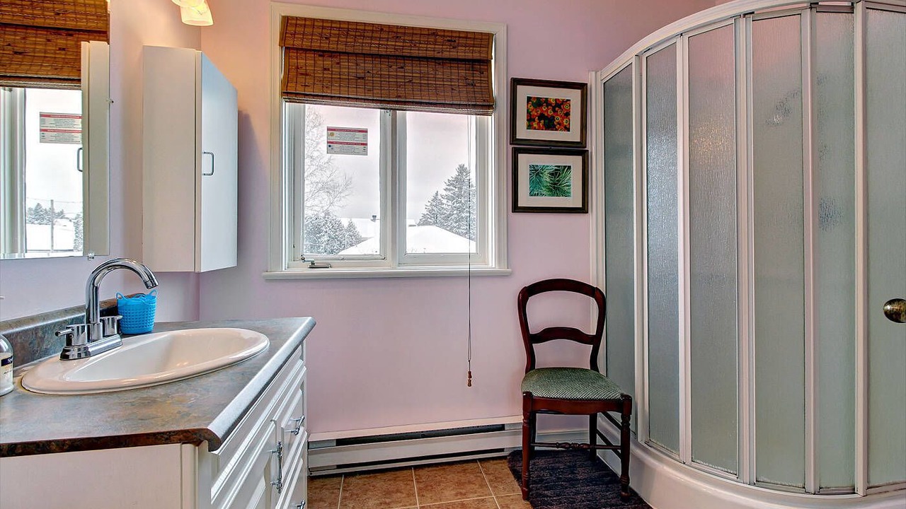 Photo of Bathroom in Boischatel