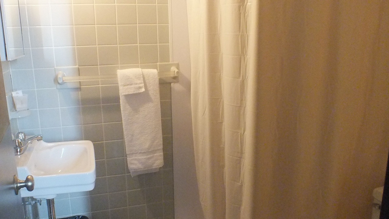 Photo of Bathroom in Saint-Augustin-de-Desmaures